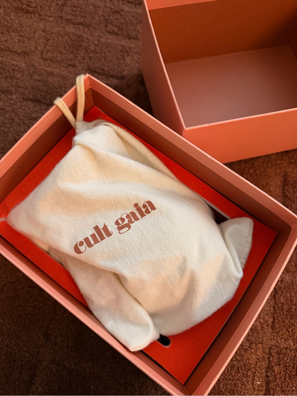 Cult Gaia Pearl bag with Gold Handle - Picture 6 of 8